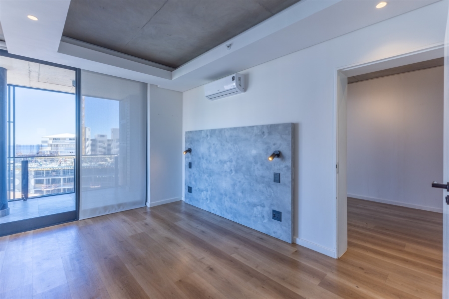 2 Bedroom Property for Sale in Sea Point Western Cape